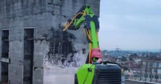Демонтаж бетонных блоков Зима, цена от 2986 руб.