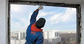 Демонтаж остекления балкона в зиме - цена от 577 руб. - Сварной-Зма